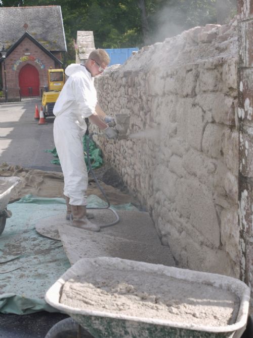 East Church, Cromarty re-harling the boundary wall